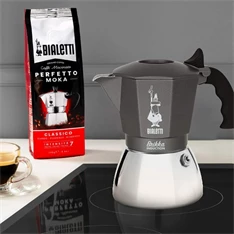 Bialetti Brikka ezüst-szürke 4 személyes indukciós kotyogós kávéfőző Bialetti Brikka ezüst-szürke 4 személyes indukciós kotyogós kávéfőző