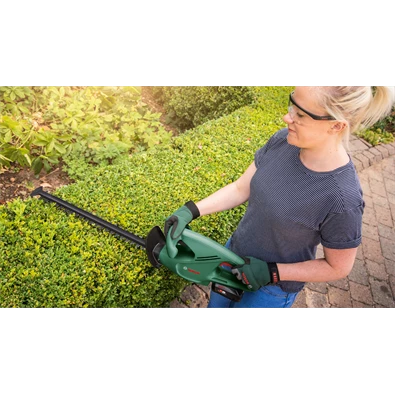 Bosch 0600849H02 EasyHedgeCut 18-45 akkumulátoros sövényvágó Bosch 0600849H02 EasyHedgeCut 18-45 akkumulátoros sövényvágó
