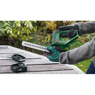 Bosch 0600857000 AdvancedShear 18V-10 akkumulátoros sövényvágó Bosch 0600857000 AdvancedShear 18V-10 akkumulátoros sövényvágó