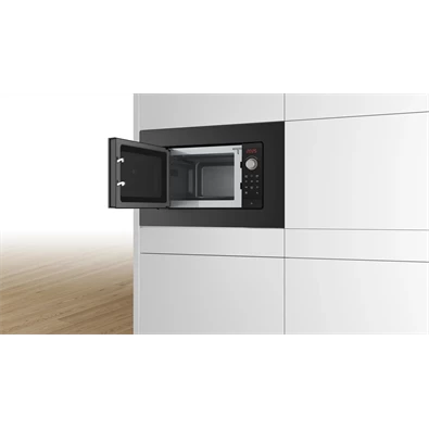 Bosch BFL623MB3 800W 20L fekete beépíthető mikrohullámú sütő Bosch BFL623MB3 800W 20L fekete beépíthető mikrohullámú sütő