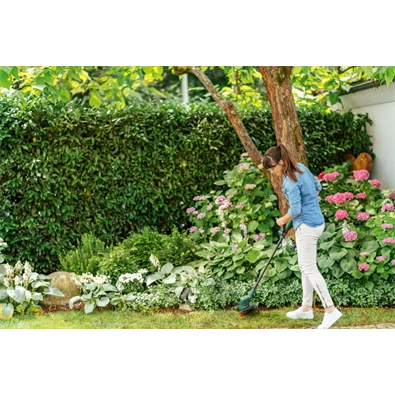 Bosch EasyGrassCut 23 elektromos fűszegélynyíró Bosch EasyGrassCut 23 elektromos fűszegélynyíró