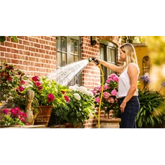 Bosch GardenPump 18V-2000 kerti szivattyú Bosch GardenPump 18V-2000 kerti szivattyú