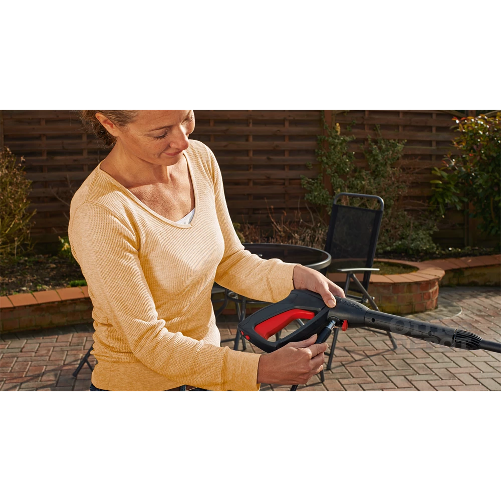 Bosch Universal Aquatak 130 magasnyomású mosó