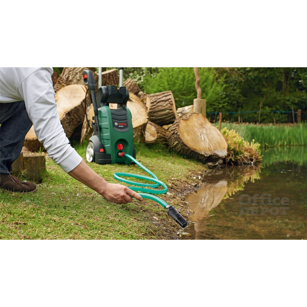 Bosch Universal Aquatak 130 magasnyomású mosó