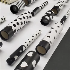 Bruno Visconti Dreamwrite Flora Black&White 0,7 mm, kék golyóstoll Bruno Visconti Dreamwrite Flora Black&White 0,7 mm, kék golyóstoll