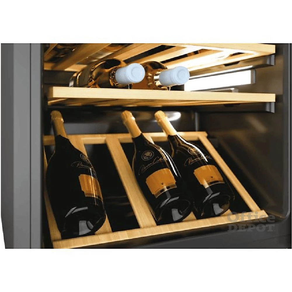 Candy CWC 200 EELW/NF fekete, Palack:81db, borhűtő