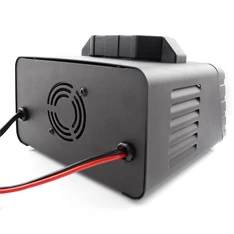 Carguard 55777C 10A 6-12V akkumulátor töltő Carguard 55777C 10A 6-12V akkumulátor töltő