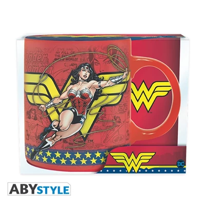 DC Comics "Wonder Woman Action" 320ml bögre DC Comics "Wonder Woman Action" 320ml bögre