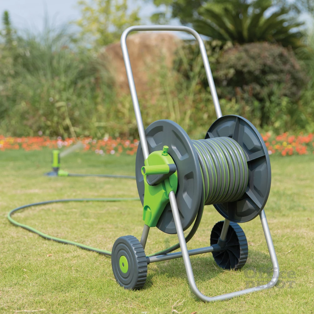 Daye DY6130 30m tömlőkocsi szett 1/2" csővel, szórófejjel és csatlakozókkal