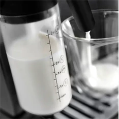 DeLonghi ECAM290.61.B Magnifica Evo fekete tejhabosítóval automata kávéfőző DeLonghi ECAM290.61.B Magnifica Evo fekete tejhabosítóval automata kávéfőző