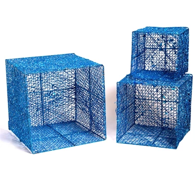 Doboz alakú /1db 20cm, 1db 25cm, 1db 30cm/ kék-ezüst fémdoboz műanyag masnival dekor szett