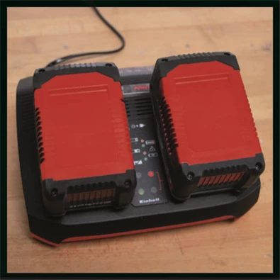 Einhell 4512083 PXC Twincharger Kit 2x3,0Ah akkumulátor + töltő szett 2db Einhell 4512083 PXC Twincharger Kit 2x3,0Ah akkumulátor + töltő szett 2db