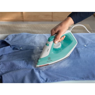 Electrolux E5SI2-2AM Care 500 zöld gőzölős vasaló Electrolux E5SI2-2AM Care 500 zöld gőzölős vasaló