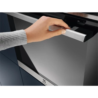 Electrolux EOB9S31WX beépíthető inox gőzsütő Electrolux EOB9S31WX beépíthető inox gőzsütő
