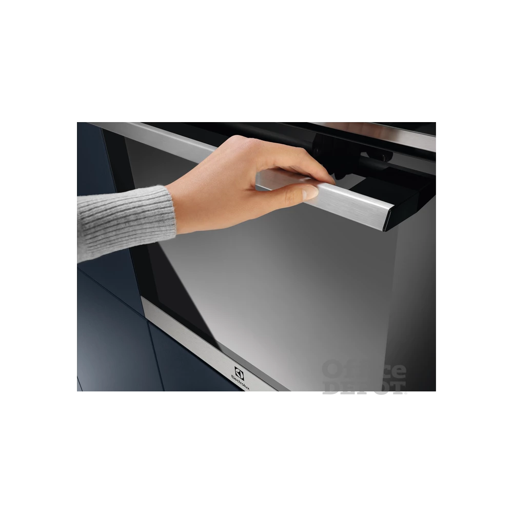 Electrolux EOB9S31WX inox, beépíthető, sütőtér: 70L, grill, légkeverés, gőzsütő