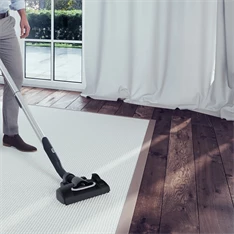 Electrolux EUOC9GREEN UltraOne csendes fekete porzsákos porszívó Electrolux EUOC9GREEN UltraOne csendes fekete porzsákos porszívó