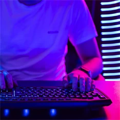 URAGE by Hama 186040 "Exodus 300 Macro" gamer billentyűzet