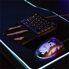 URAGE by Hama 186062 "Exodus 410" egykezes mobil gamer billentyűzet URAGE by Hama 186062 "Exodus 410" egykezes mobil gamer billentyűzet