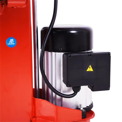 Hecht 6810 3000W elektromos rönkhasító Hecht 6810 3000W elektromos rönkhasító