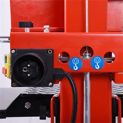 Hecht 6810 3000W elektromos rönkhasító Hecht 6810 3000W elektromos rönkhasító