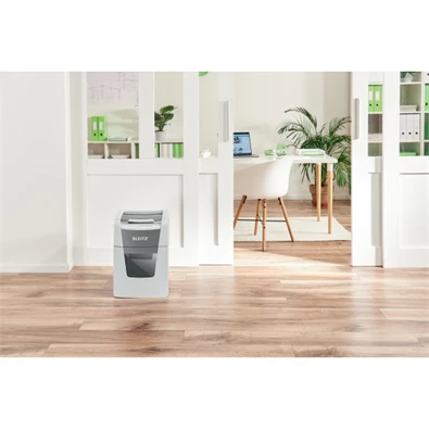 Leitz IQ AutoFeed SmallOffice 100 P4 Pro automata iratmegsemmisítő Leitz IQ AutoFeed SmallOffice 100 P4 Pro automata iratmegsemmisítő