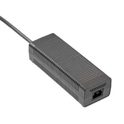 Akyga 12V / 16.5A, 5Vsb / 1A 203W Xbox 360 hálózati töltő adapter Akyga 12V / 16.5A, 5Vsb / 1A 203W Xbox 360 hálózati töltő adapter