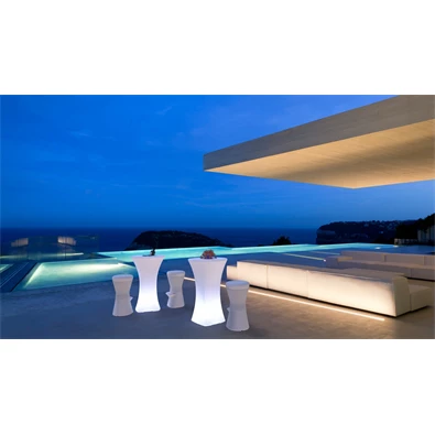 NGA Bahama 110 napelemes RGB LED kör asztal NGA Bahama 110 napelemes RGB LED kör asztal
