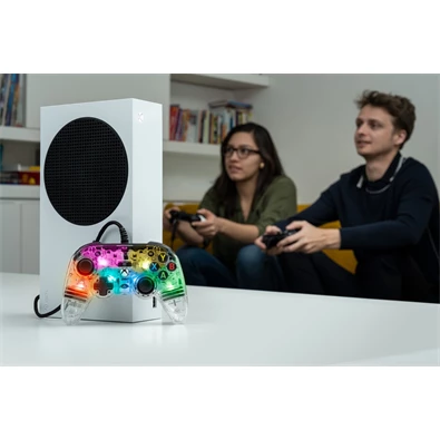 Nacon 2808488 Pro Compact Xbox Series vezetékes átlátszó RGB kontroller Nacon 2808488 Pro Compact Xbox Series vezetékes átlátszó RGB kontroller