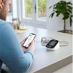 Omron M2 Intelli IT Bluetooth felkaros okos-vérnyomásmérő