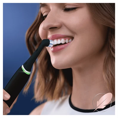 Oral-B iO Gentle Care Black Rainbow fekete 4 db-os fogkefefej szett Oral-B iO Gentle Care Black Rainbow fekete 4 db-os fogkefefej szett