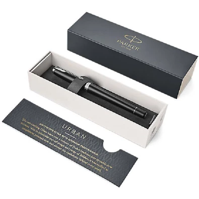 Parker Royal Urban 1931592 ezüst klipsz, matt fekete töltőtoll Parker Royal Urban 1931592 ezüst klipsz, matt fekete töltőtoll