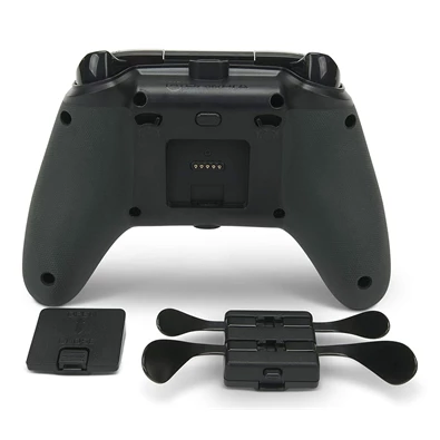 PowerA Fusion Pro 2 EnWired Xbox Series X|S / Xbox One vezetékes fekete-fehér kontroller PowerA Fusion Pro 2 EnWired Xbox Series X|S / Xbox One vezetékes fekete-fehér kontroller