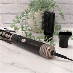 Remington AS7580 Blow Dry & Style forgófejes meleglevegős hajformázó készlet Remington AS7580 Blow Dry & Style forgófejes meleglevegős hajformázó készlet