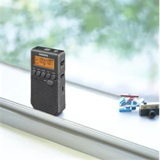 Sangean DT-800 digitális szintézeres FM-RDS hangszórós fekete zsebrádió Sangean DT-800 digitális szintézeres FM-RDS hangszórós fekete zsebrádió