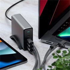 Satechi ST-UC165GM-EU 165W 4xType-C PD GaN fekete hálózati töltő Satechi ST-UC165GM-EU 165W 4xType-C PD GaN fekete hálózati töltő