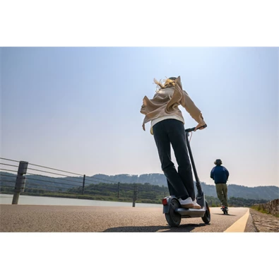 Segway Ninebot KickScooter E2 E Pro elektromos roller Segway Ninebot KickScooter E2 E Pro elektromos roller