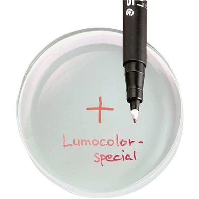 Staedtler Lumocolor permanent S fekete speciális marker Staedtler Lumocolor permanent S fekete speciális marker