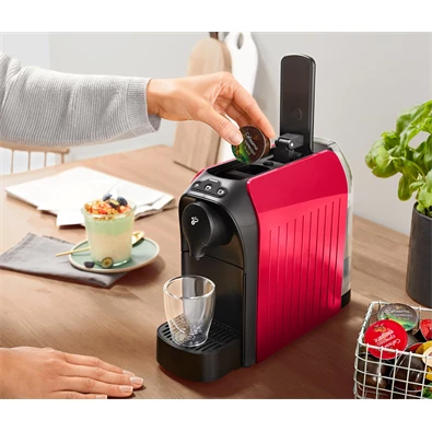 Tchibo Cafissimo Easy piros kapszulás kávéfőző Tchibo Cafissimo Easy piros kapszulás kávéfőző