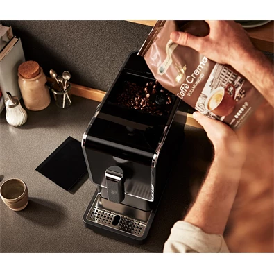 Tchibo Esperto Caffé fekete automata kávéfőző Tchibo Esperto Caffé fekete automata kávéfőző