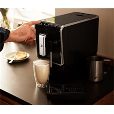 Tchibo Esperto Latte fekete automata kávéfőző Tchibo Esperto Latte fekete automata kávéfőző