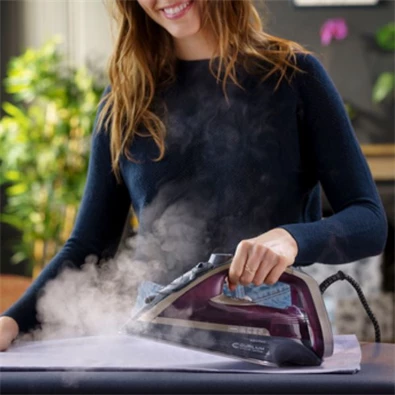 Tefal FV6870E0 Smart Protect+ lila gőzölős vasaló Tefal FV6870E0 Smart Protect+ lila gőzölős vasaló