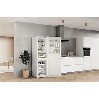 Whirlpool W7X 83A W alulfagyasztós hűtőszekrény (Újszerű) Whirlpool W7X 83A W alulfagyasztós hűtőszekrény (Újszerű)