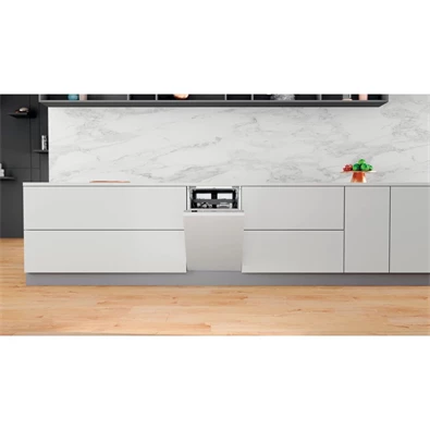 Whirlpool WSIC 3M27 C beépíthető keskeny 10 terítékes mosogatógép Whirlpool WSIC 3M27 C beépíthető keskeny 10 terítékes mosogatógép